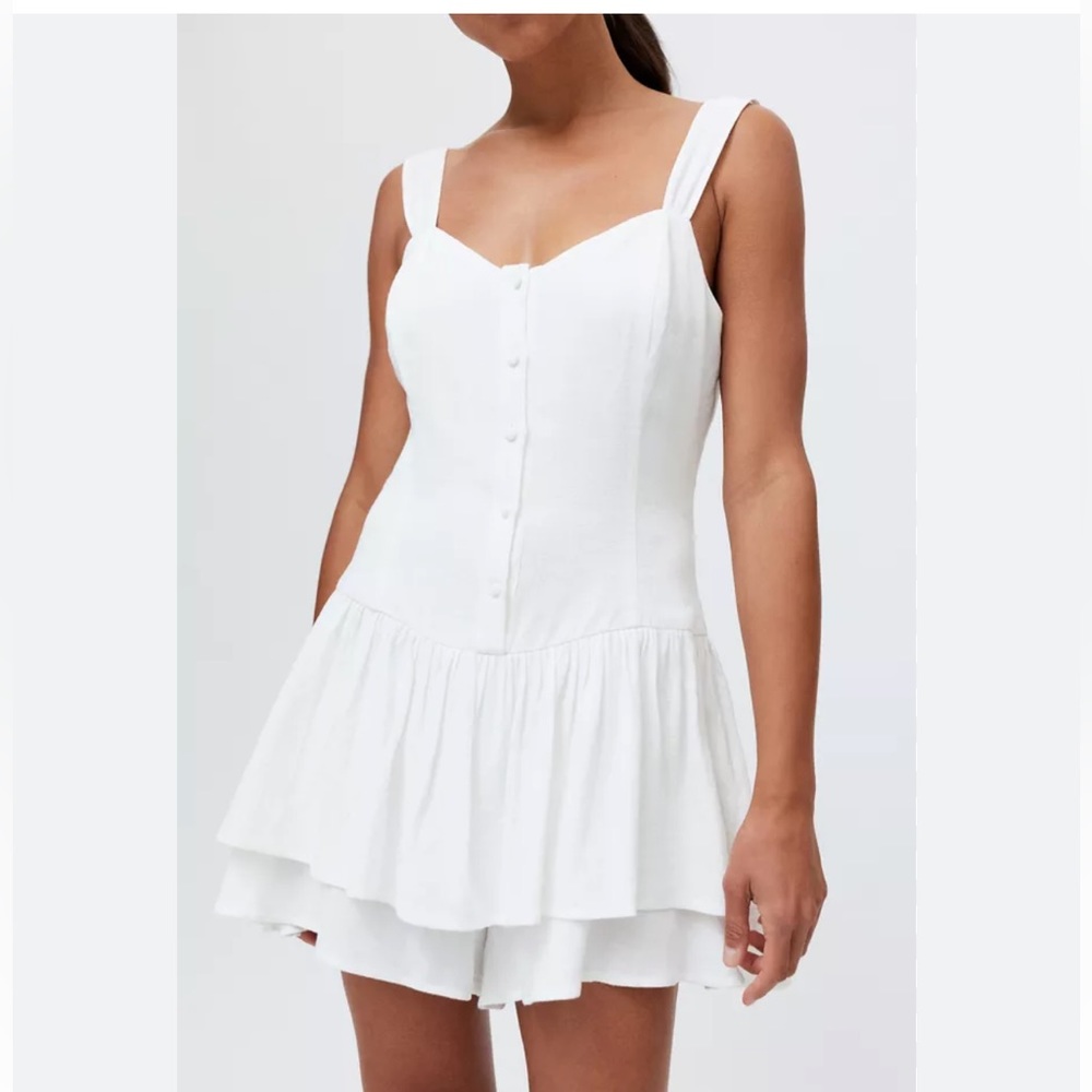 MINKPINK Urban Outfitters Rozelle Button-Front Romper. Size Medium.